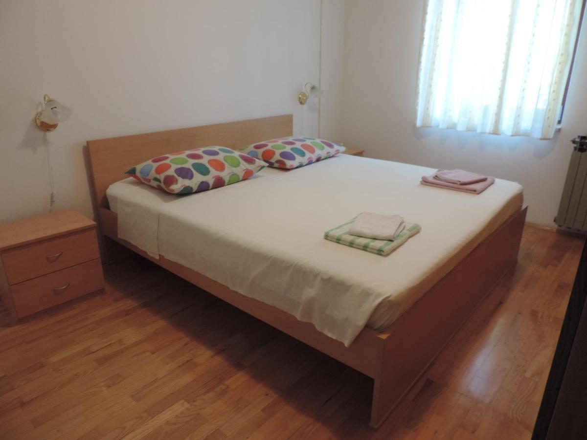 Apartmani Antica Cres Exterior photo