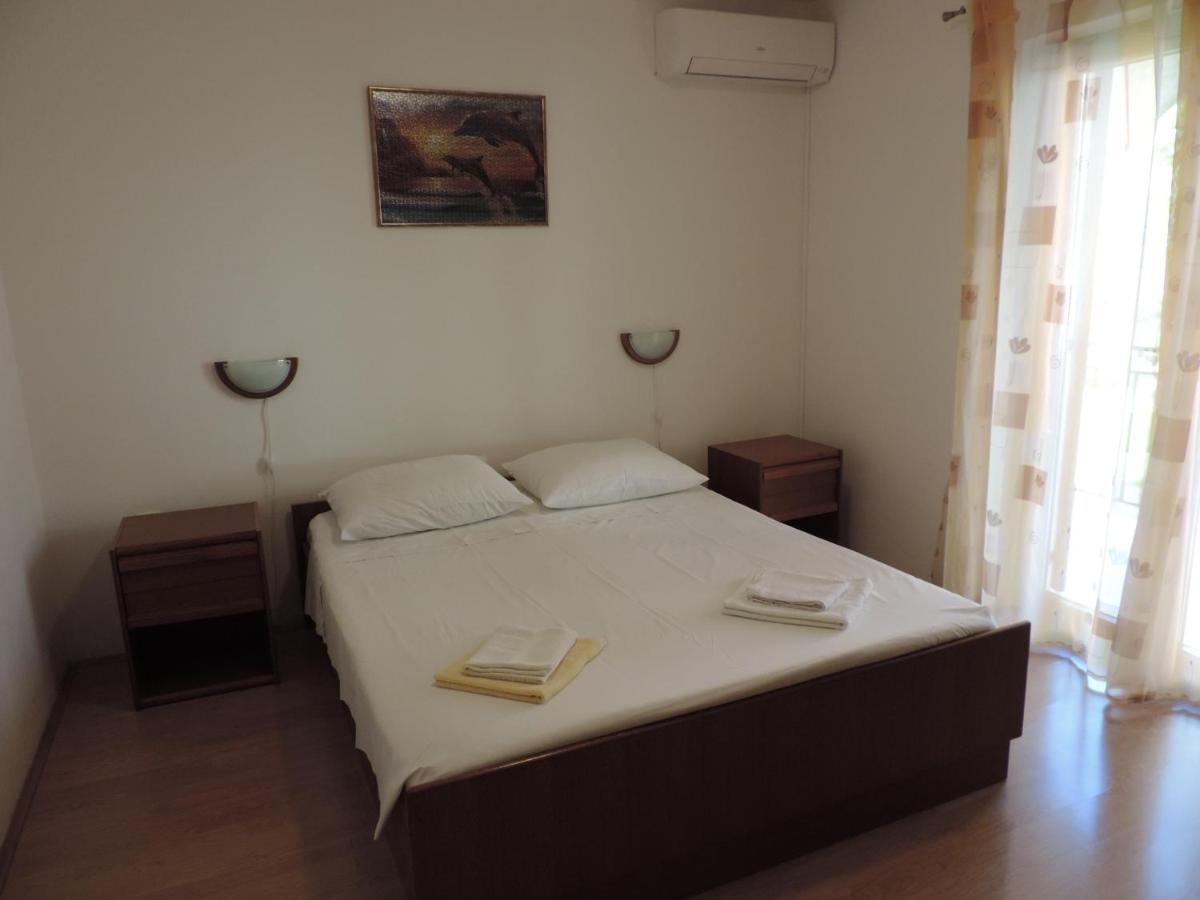 Apartmani Antica Cres Exterior photo