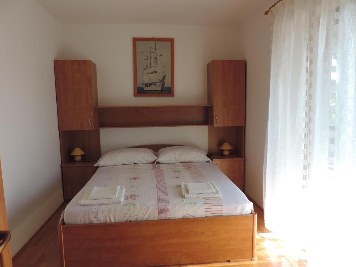 Apartmani Antica Cres Exterior photo